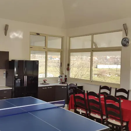Villa Spacious In With Pool *